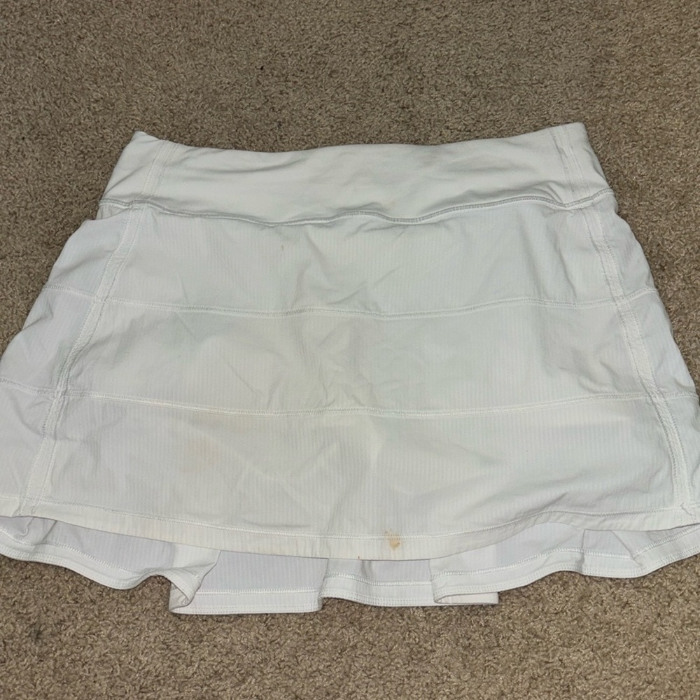 White lululemon skirt